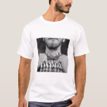 Fantastisk pappa sedan 20XX Foto med enkel Elegant T Shirt<br><div class="desc">Den här enkla och moderna designen består av serif och kursiv typografi och lägger till ett foto av anpassningsbarna</div>