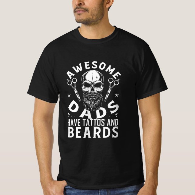 Fantastisk Pappor har tatueringar och boskapsuppfö T Shirt (Framsida)