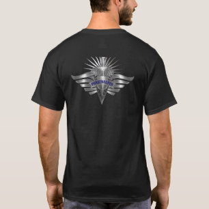 Fantastisk Paratrooper Anpassningsbar Designad Vin T Shirt