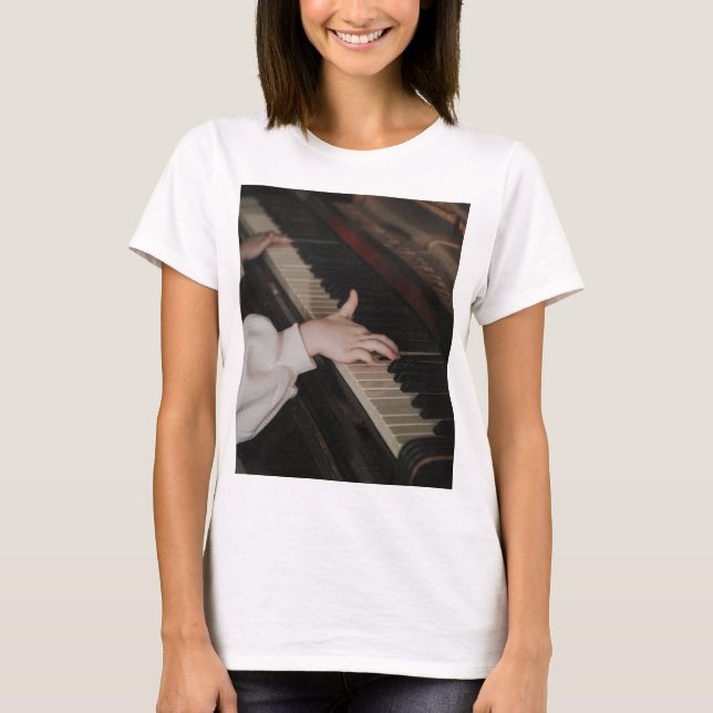 Fantastisk Piano Artwork T Shirt (Framsida)