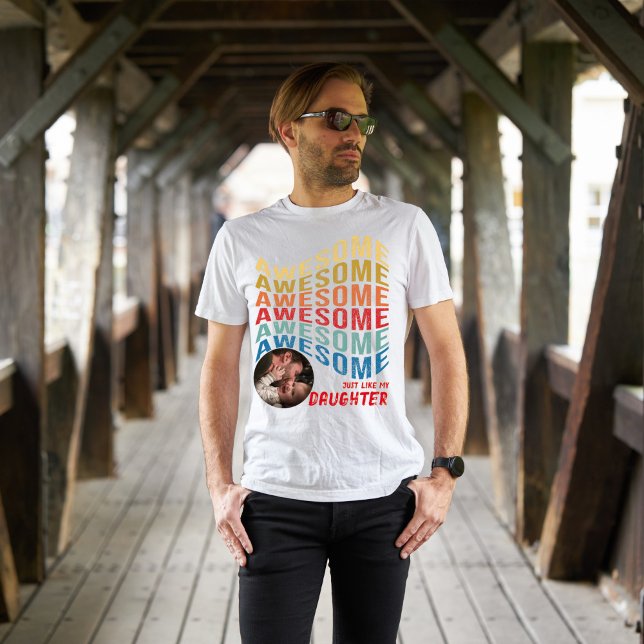 Fantastisk precis som min dotter, nyfödd Baby Papp T Shirt (Skapare uppladdad)