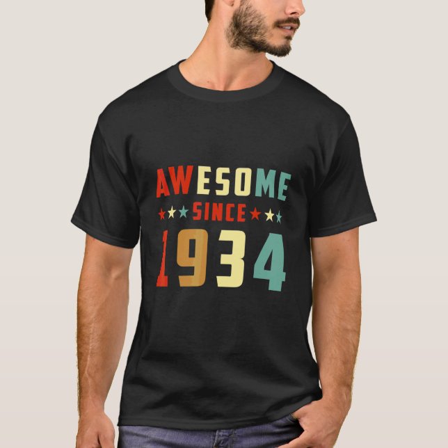 Fantastisk Sedan 1934 Födelsedag T Shirt (Framsida)