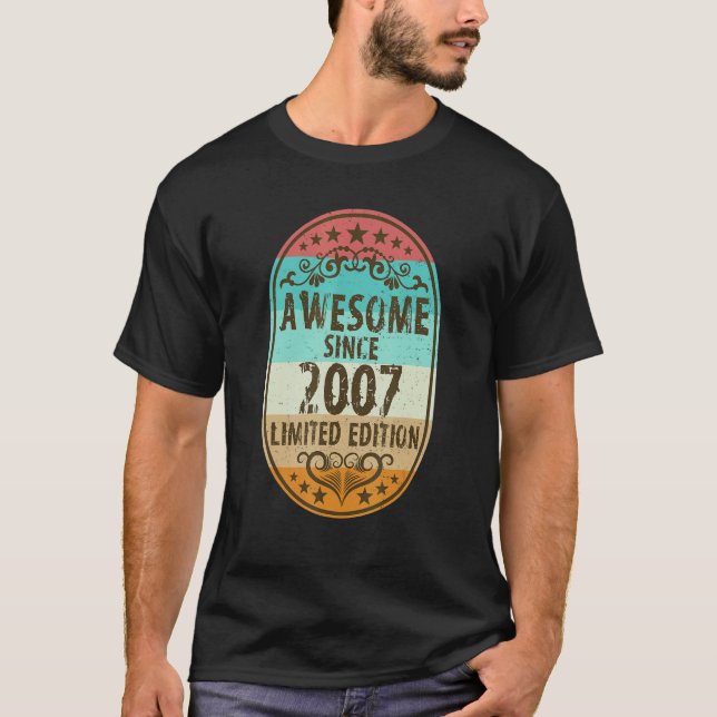 Fantastisk sedan 2007 15:e födelsedagen t shirt (Framsida)