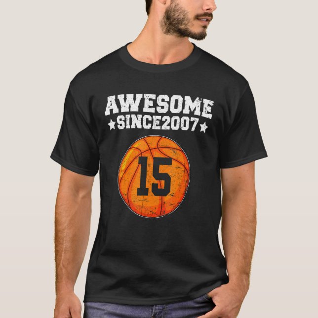 Fantastisk sedan 2007 basketboll 15:e födelsedagen t shirt (Framsida)