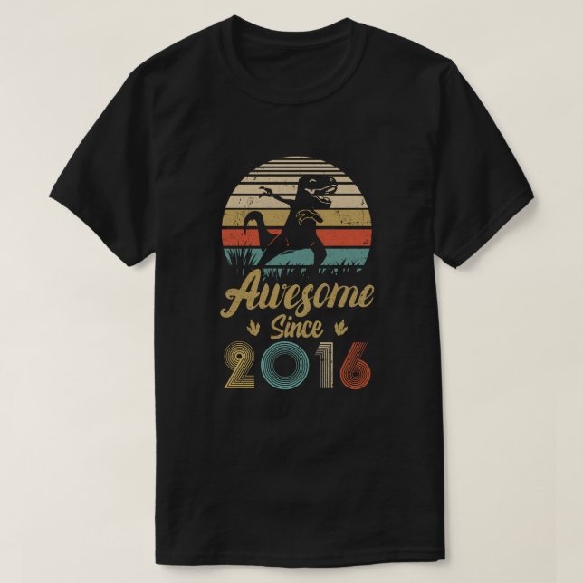 Fantastisk sedan 2016, 3:e år gammal dinosauriedag t shirt (Design framsida)