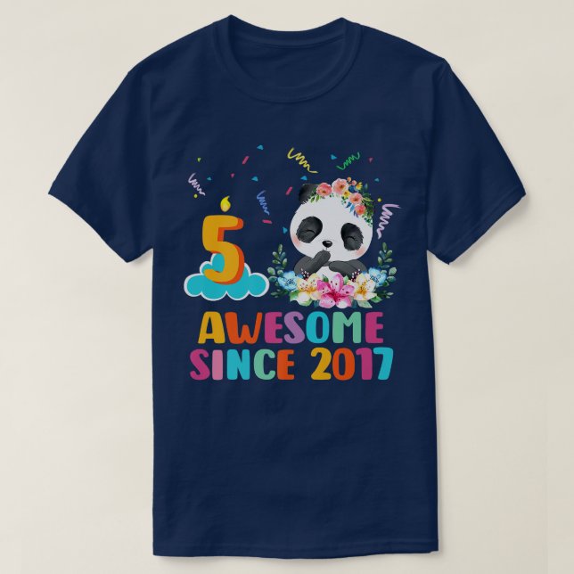 Fantastisk sedan 2017 5:e födelsedagen 5:e året ga t shirt (Design framsida)