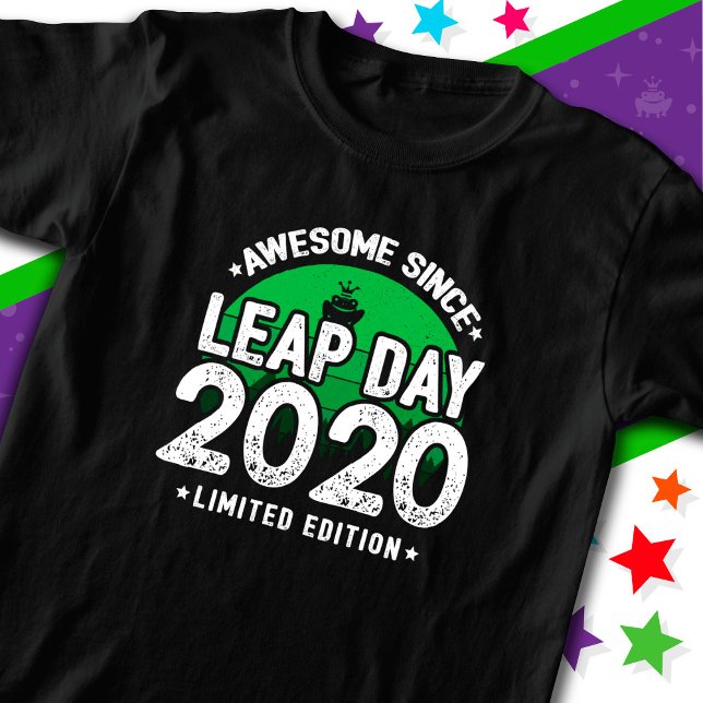 Fantastisk sedan 2020: Bladdagen 29 födelsedag T Shirt (Skapare uppladdad)