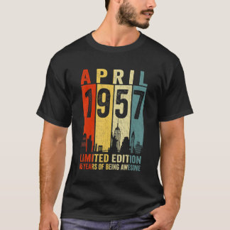 Fantastisk sedan april 1957 65e Vintage födelsedag T Shirt