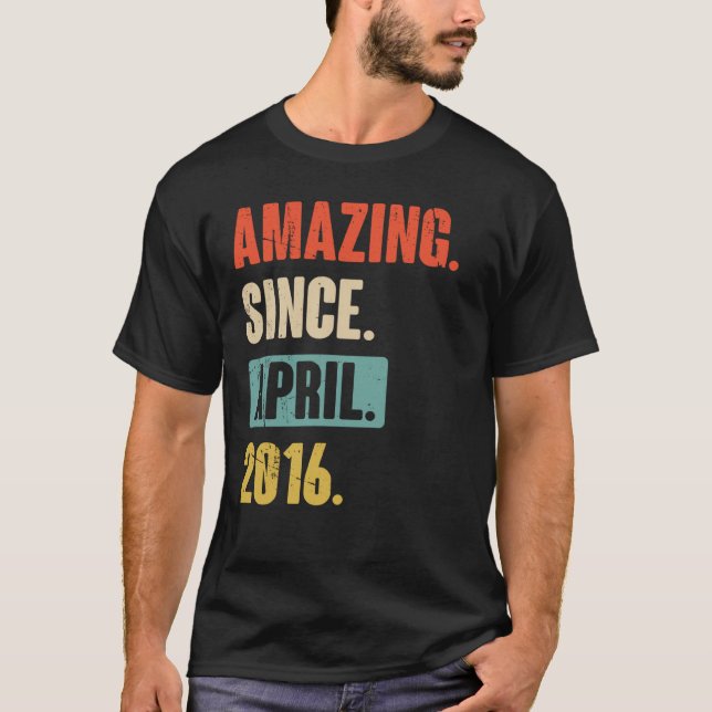 Fantastisk Sedan april 2016 Dekorationen 7:e T Shirt (Framsida)