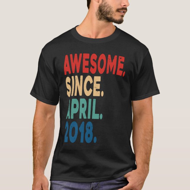 Fantastisk sedan april 2018 5:e födelsedagen 5 år  t shirt (Framsida)