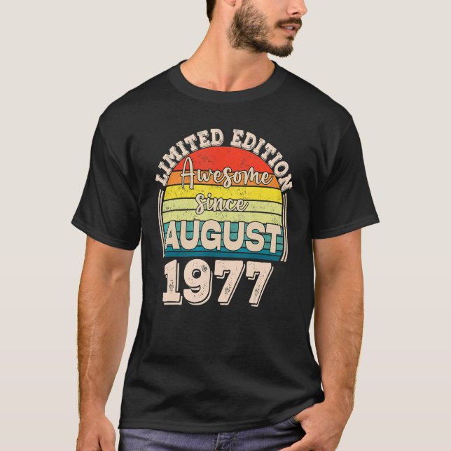 Fantastisk sedan augusti 1977 Born i augusti Pappa T Shirt (Framsida)
