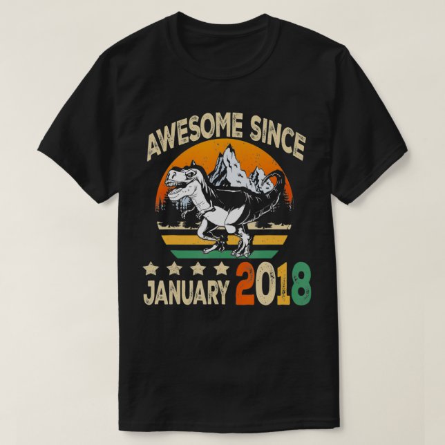 Fantastisk sedan januari 2018 Dinosaur 3:e födelse T Shirt (Design framsida)