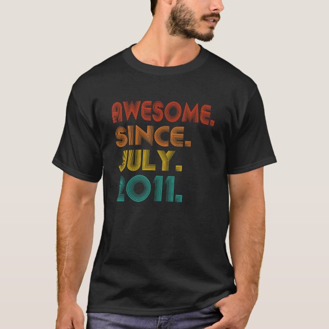 Fantastisk sedan juli 2011 Födelsedag Vinta T Shirt (Framsida)