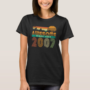Fantastisk Sedan Juni 2007 Födelsedag Födelsemånad T Shirt