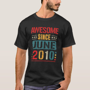 Fantastisk sedan juni 2010 12 år gamla 12:e-dagen t shirt