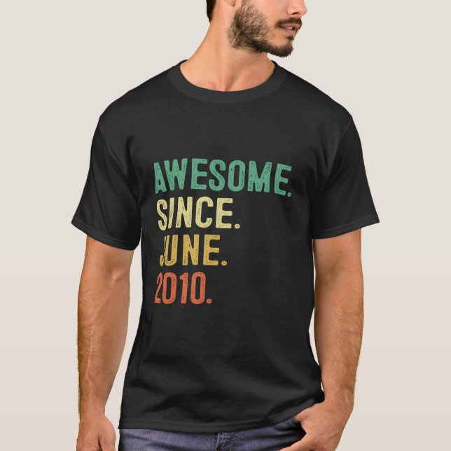 Fantastisk sedan juni 2010 13:e 13 t shirt (Framsida)