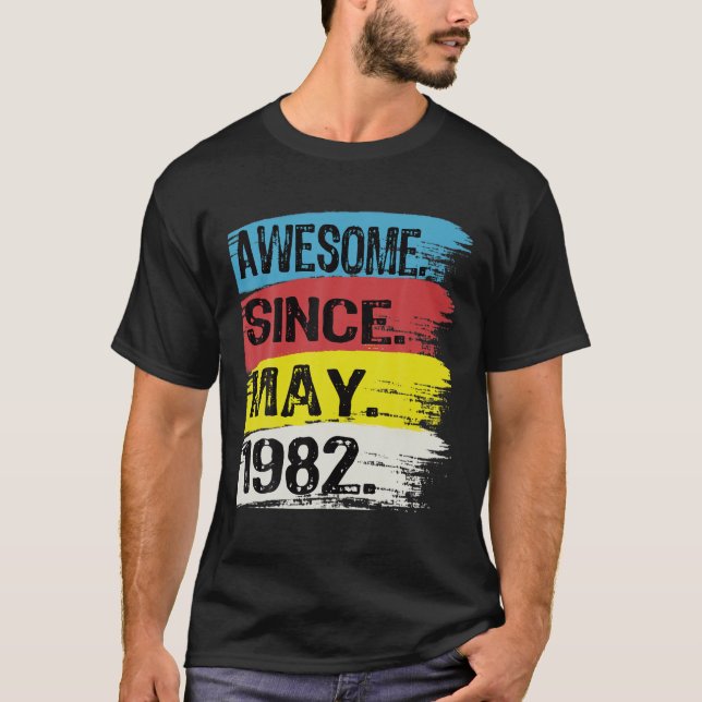 Fantastisk sedan maj 1982 Gemini Man Taurus Girl 4 T Shirt (Framsida)
