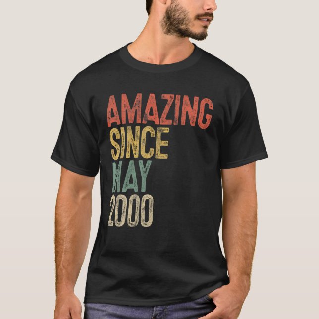 Fantastisk Sedan maj 2000 Manar Kvinna 21:a födels T Shirt (Framsida)