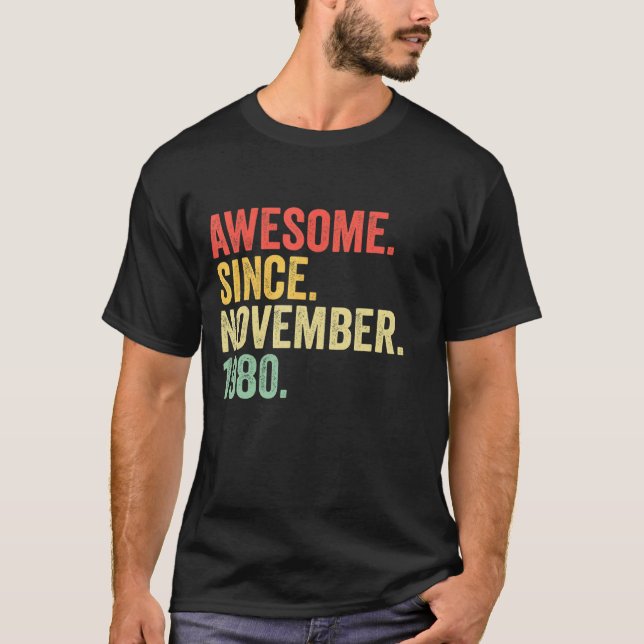 Fantastisk sedan november 1980 42 år gamla gåvor 4 t shirt (Framsida)