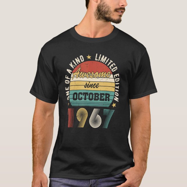 Fantastisk sedan oktober 1967-2013 Grattis på föde T Shirt (Framsida)