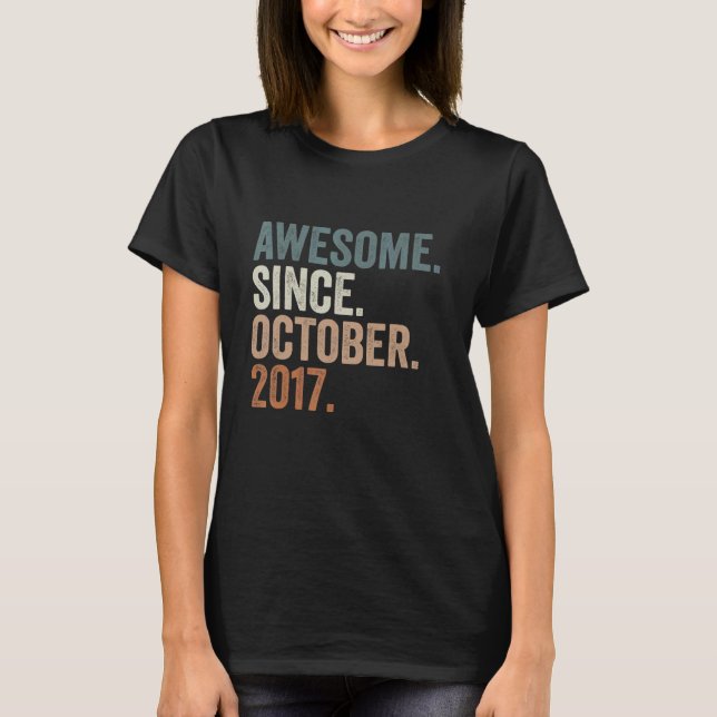 Fantastisk sedan oktober 2017 5:e födelsedagen 5 å t shirt (Framsida)