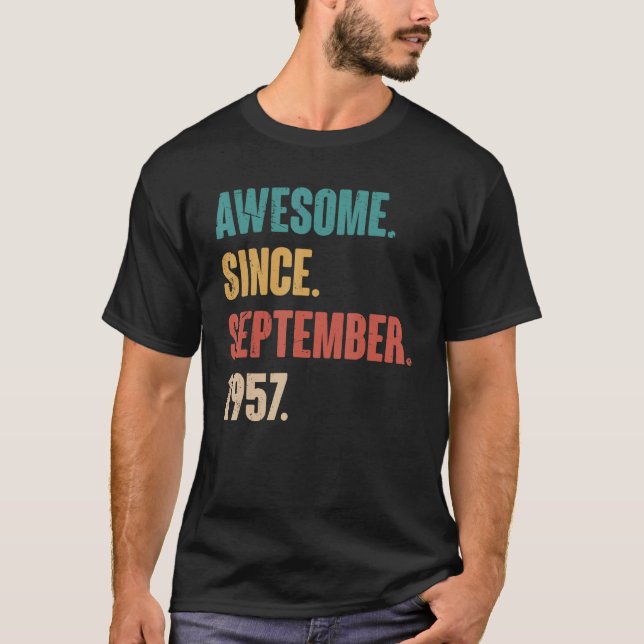 Fantastisk sedan september 1957 Retro 66:e födelse T Shirt (Framsida)