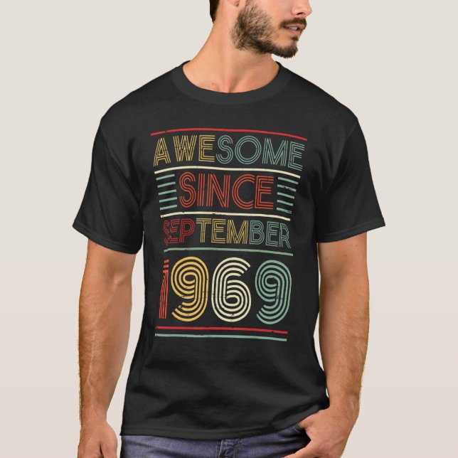 Fantastisk sedan september 1969 Grattis på födelse T Shirt (Framsida)