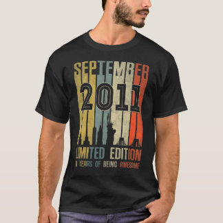 Fantastisk sedan september 2011 Vintage 11:e födel T Shirt
