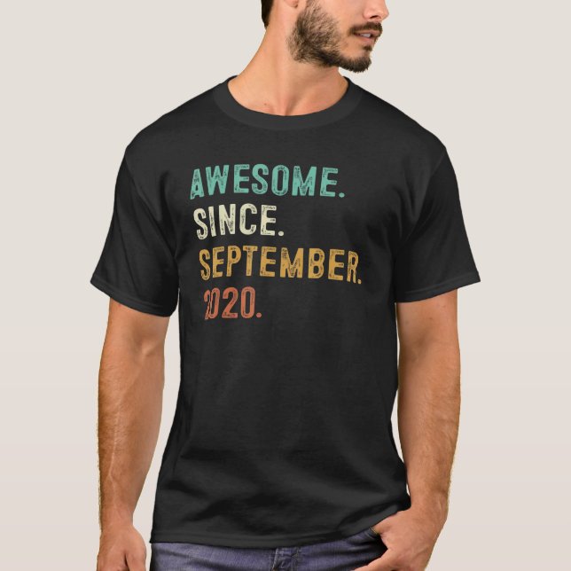 Fantastisk sedan september 2020 2:a födelsedagen 2 t shirt (Framsida)