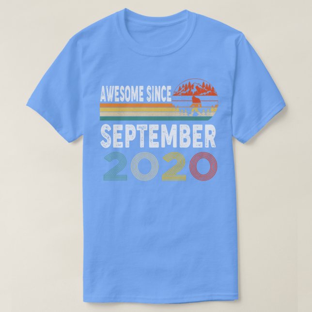 Fantastisk sedan september 2020 t shirt (Design framsida)