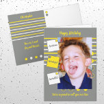 Fantastisk Son grått och gult Birthday Kort<br><div class="desc">Anpassa hälsningskortet till din son,  med ett foto. Designad i grått,  gult och vitt. Vi är så stolta att kalla dig vår son. Fantastisk,  underbart. Födelsedagskort för son</div>
