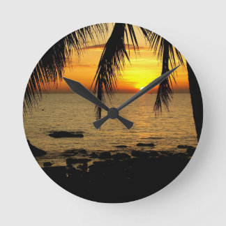 Fantastisk Sunset vid Beach Rund Klocka