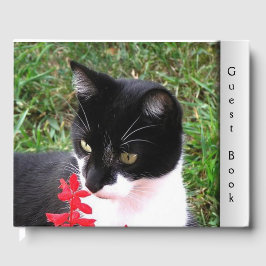 Fantastisk Tuxedo Cat in Garden Anpassningsbar Tex Gästböcker