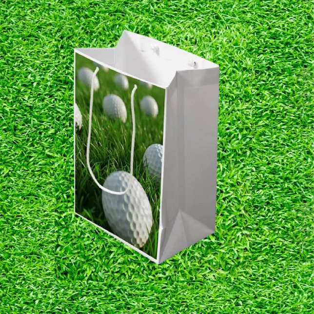 fantastiska golfpresentsäckar (Tee Off in Style: Perfect Gifts for Every Golfer's Birthday!)