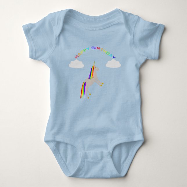 Fantasy Birthday Unicorn Rainbow and Clouds T Shirt (Framsida)
