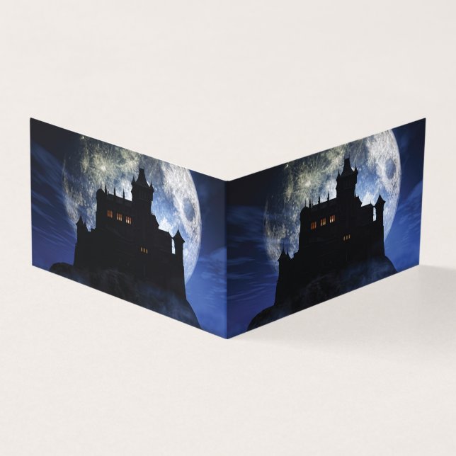 Fantasy castle nattetid kort (Utsida)