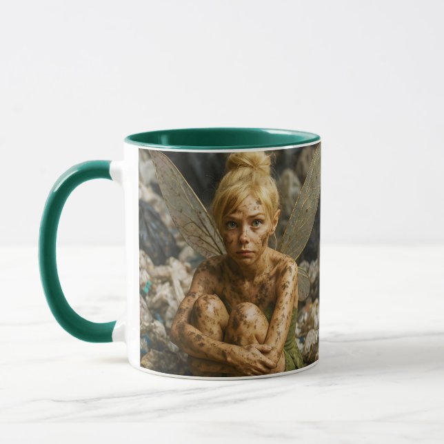 Fantasy Cute Small Dirty Creature Mugg (Vänster)