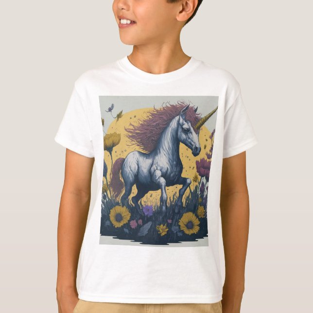 Fantasy Finds T Shirt (Framsida)