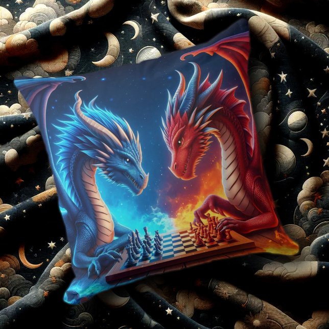 Fantasy Fire and Ice Dragons spelar schess Kudde (Fire and Ice Dragon Chessmasters Throw Pillow Cover Photo)