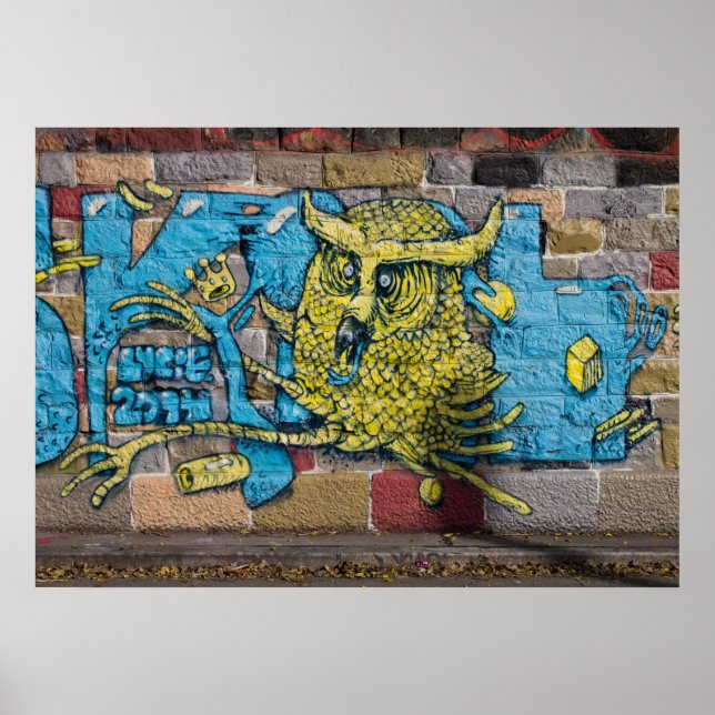 Fantasy Horned Uggla Graffiti Poster (Framsidan)