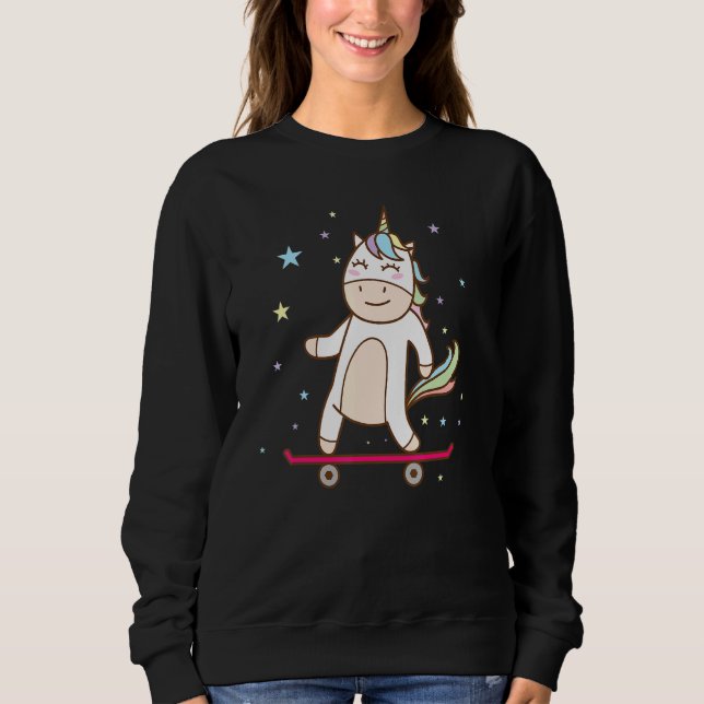 Fantasy Horse Unicorn på Skateboard T Shirt (Framsida)