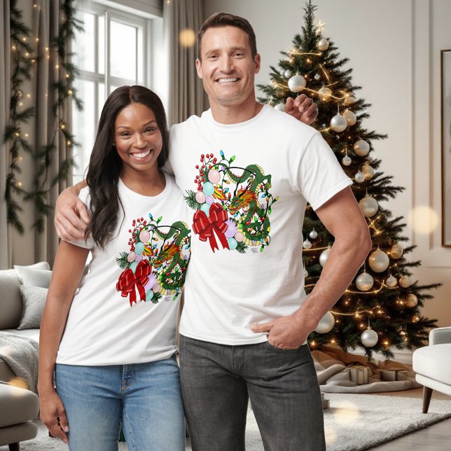 Fantasy kinesisk drak julkrans fantasin t shirt (Skapare uppladdad)
