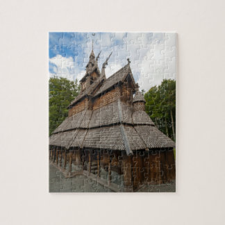 Fantoft notsystemkyrka i Bergen, norge Pussel