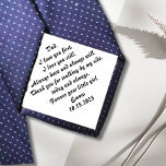 Far i Bride Gift från Bride Slips<br><div class="desc">På din bröllopsdag, påminn med pappa om den lilla han gång var genom att presentera honom den här personligen far-av-bruden-tiden med ett personlig med ditt namn och bröllop datum.. Ange namn och datum som ska skrivas ut i ett anpassat avsnitt. Eller överraska honom med denna söta gest som en Fars...</div>