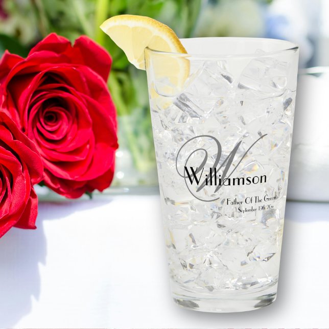 Far i Groom Gift Modern Monogram Namn Beer Glaskopp (Make him feel special with his very own beer glass.)