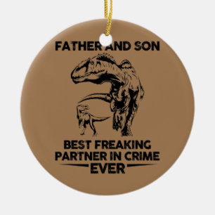Far och son är de bästa brottslingspartnerna julgransprydnad keramik