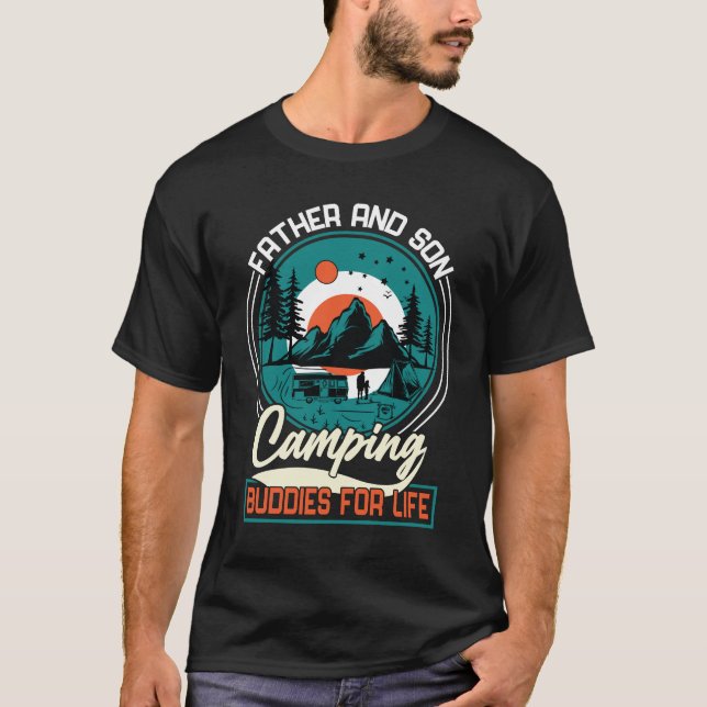 Far och Son Camping Buddies Funny Camper Gift T Shirt (Framsida)