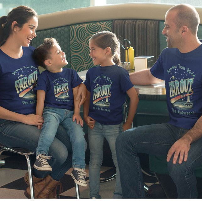 Far Out Man Retro 60's Slogan Personlig Family T Shirt (Skapare uppladdad)