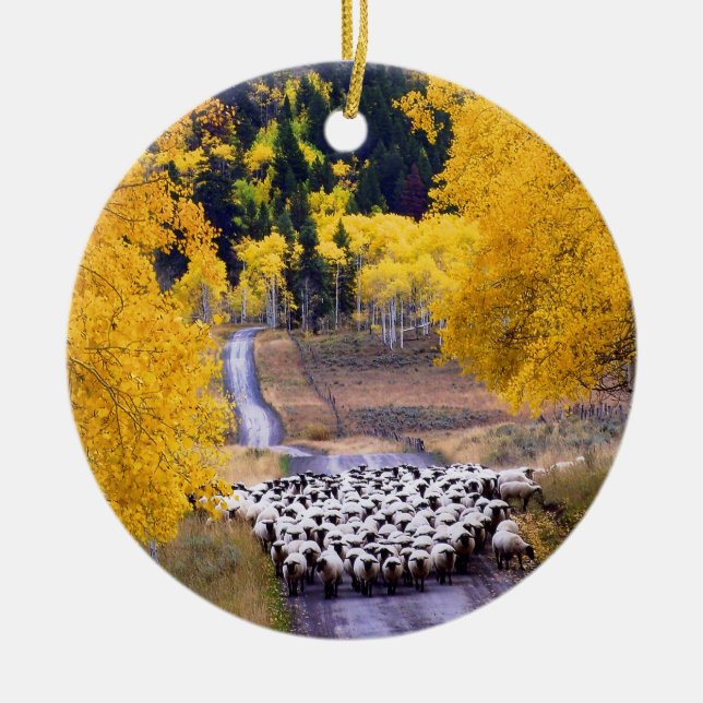 Får på landvägen julgransprydnad keramik (Framsidan)
