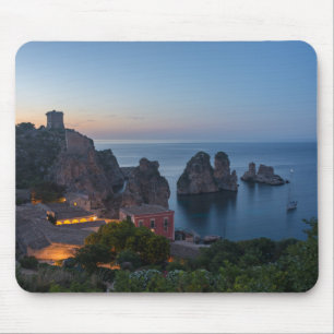 Faraglioni och Tonnara i Scopello, Sicily Musmatta